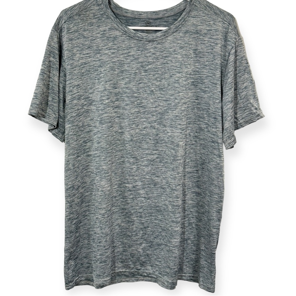 Realessentials Men’s Climate Cool Performance‎ Shirt Size XL